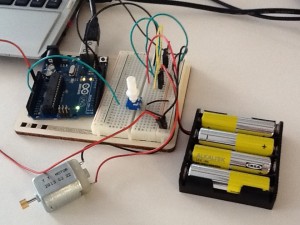 Servo motor with simple amplifier circuit