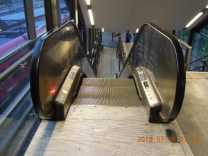 Interface Example #2: Escalator